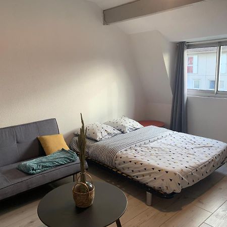 Appartement Joli Studio Avec Garage Prive à Tarbes Extérieur photo